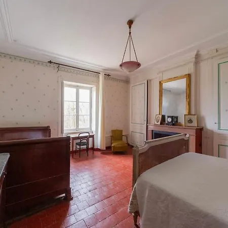 Chateau Monvallon Villa Charentay